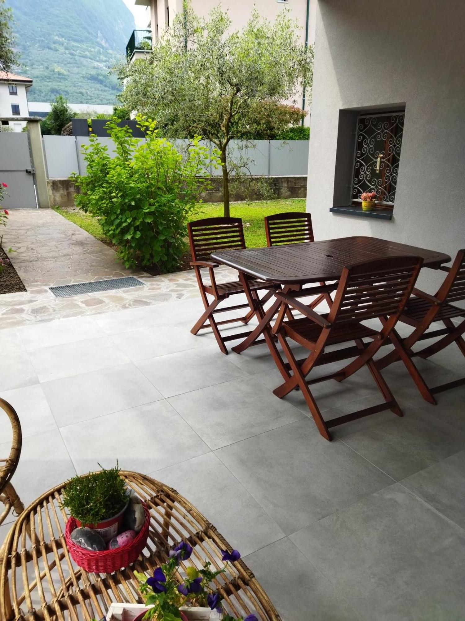 Rose Garden House Wi-Fi Apartment ริวาเดลการ์ดา ภายนอก รูปภาพ