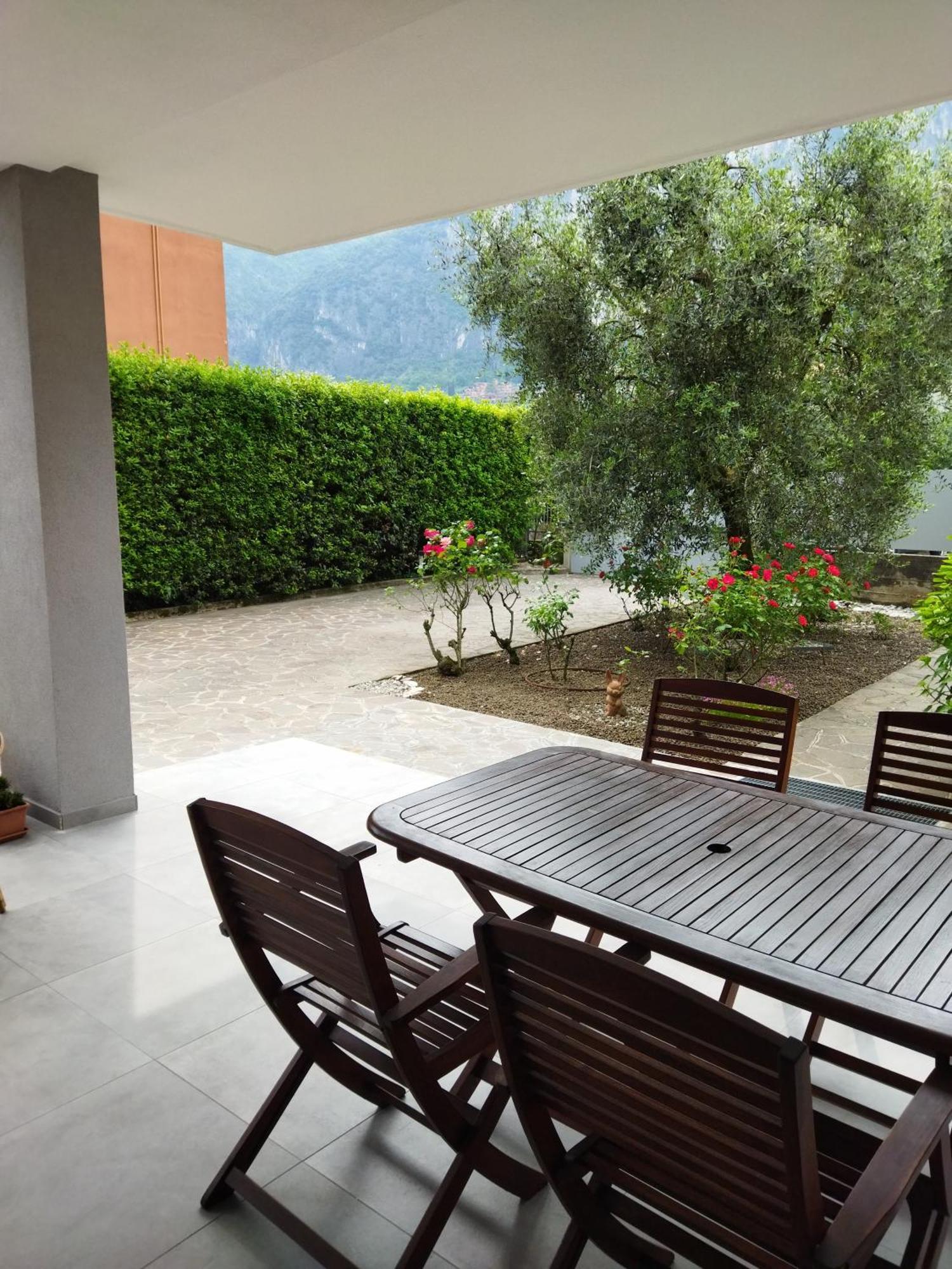 Rose Garden House Wi-Fi Apartment ริวาเดลการ์ดา ภายนอก รูปภาพ